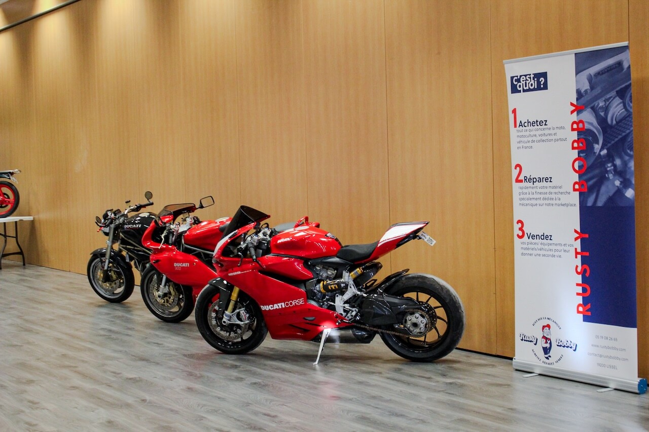 Ducati Monster 900 S Carbus, 900 IE et 1299S