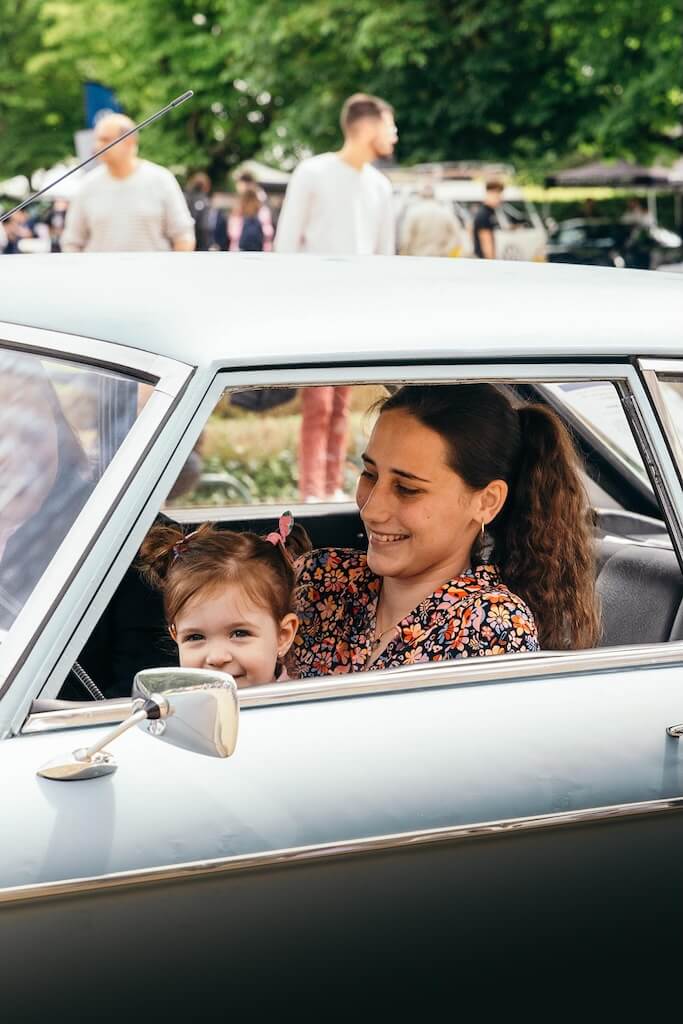 Une femme avec sa filleule