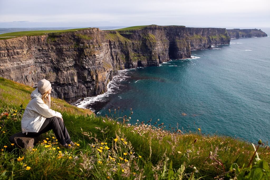 Les falaises de Moher vues depuis Doolin, comté de Clare