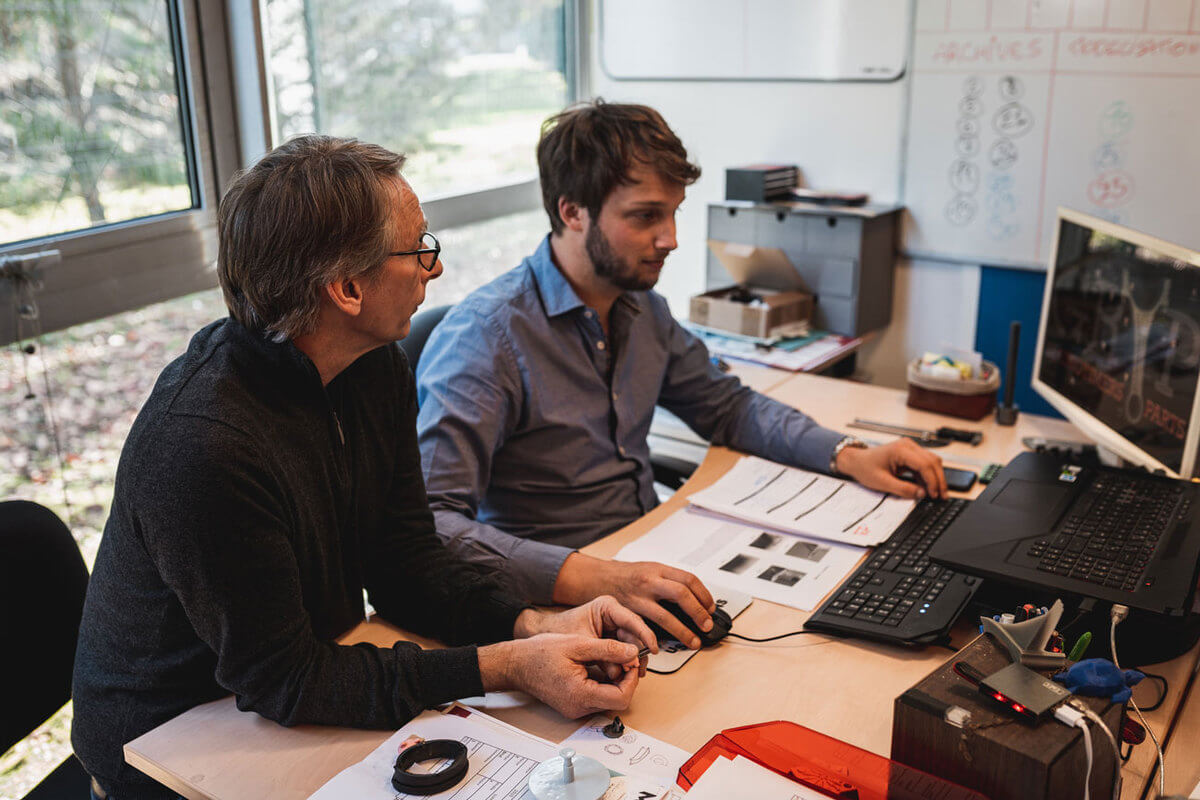 Séance de conception 3D dans les bureaux de GRYP.