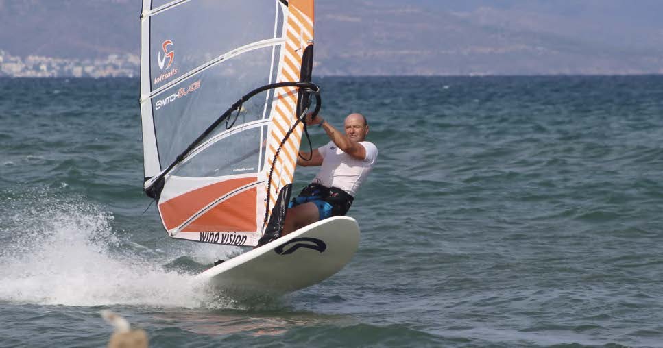Loïc Guerlais au planning en windsurf