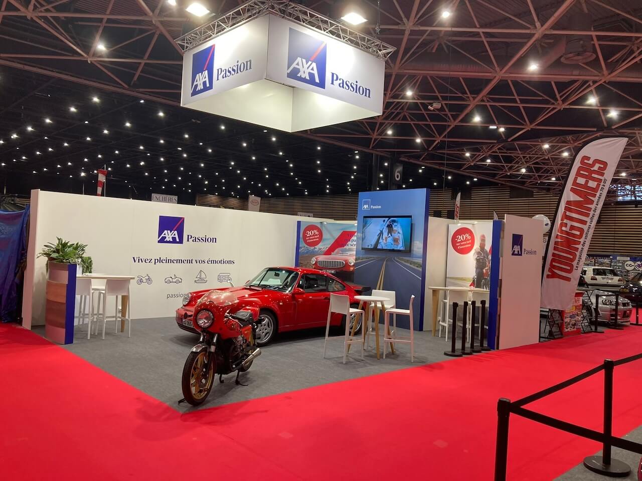 Facel Vega FV, coupé français d'exception au salon Epoqu'auto.