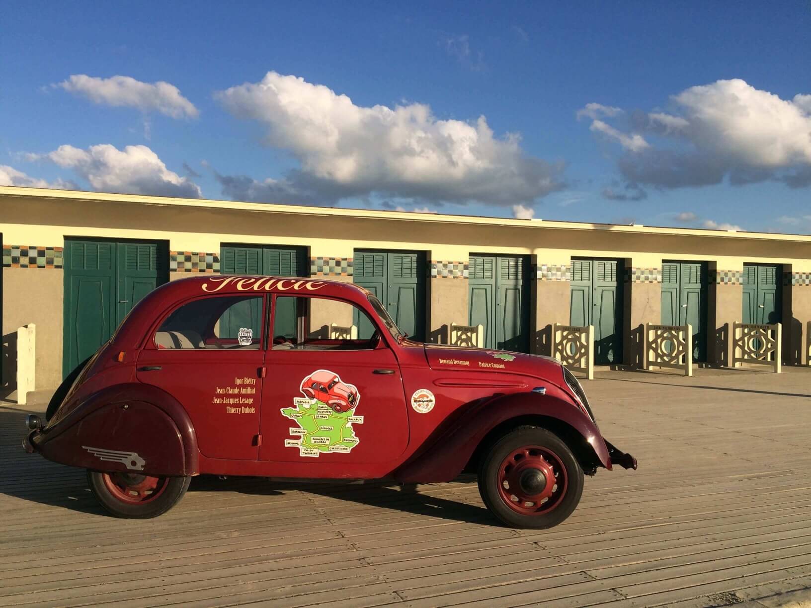 Étape à Saint-Malo avec vue sur le Mont Saint-Michel.