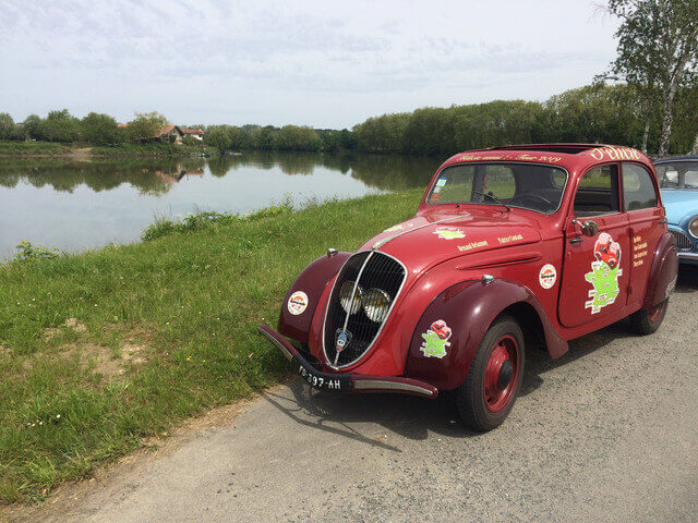 Révision de mi-parcours chez Pessac Automobiles à Bordeaux.