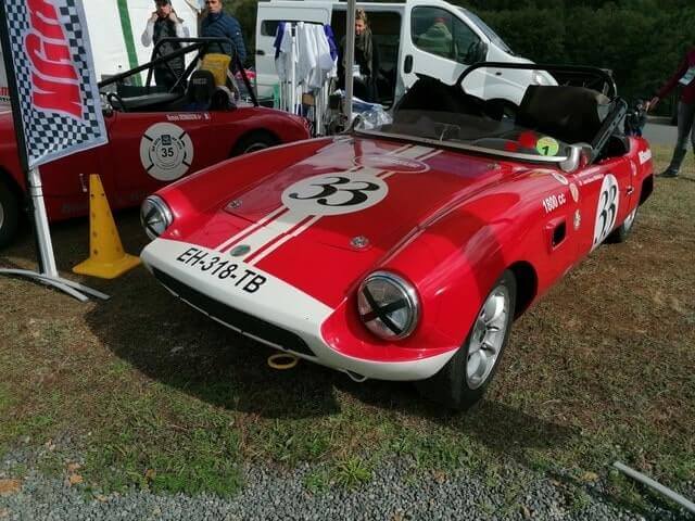 Peugeot 205 T16 Evo 2 présentée par Jean Duby au Mornay Festival.