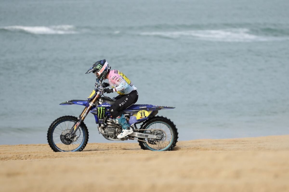 Todd Kellett en pleine course à Hossegor-Capbreton.