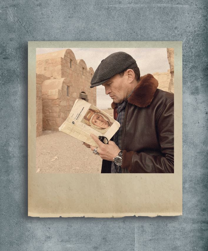 Sylvain Tesson lit un livre.