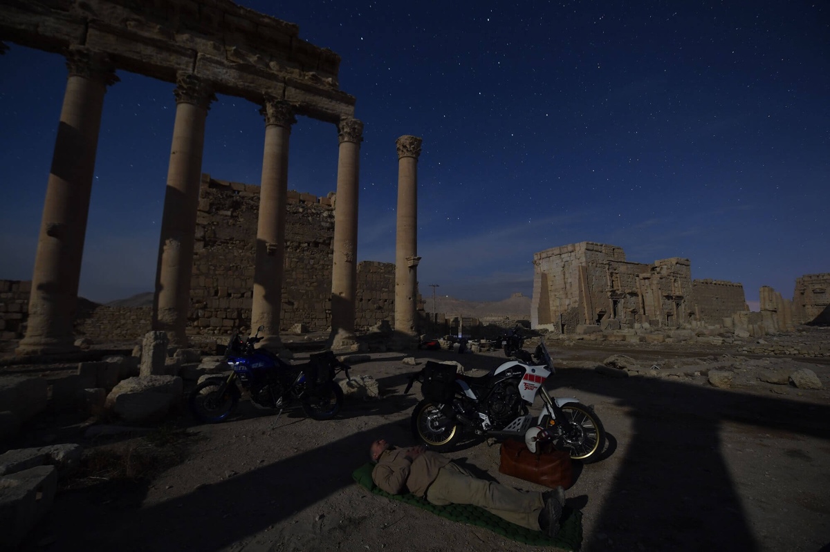 Nuit à la belle étoile à Palmyre.